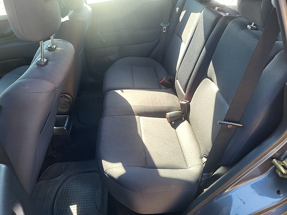 Mitsubishi Space Star 18 of 22
