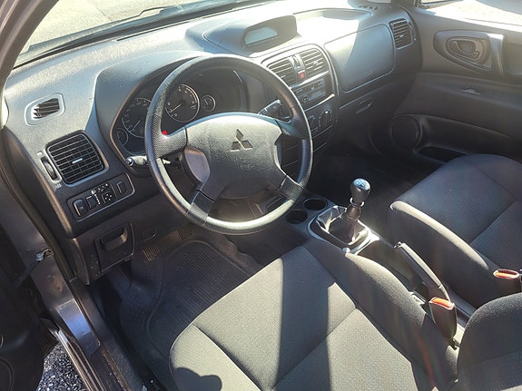 Mitsubishi Space Star 15 of 22