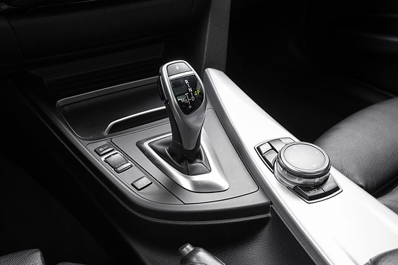 BMW 340i 13 of 30