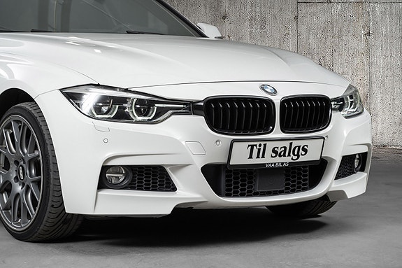 BMW 340i 9 of 30