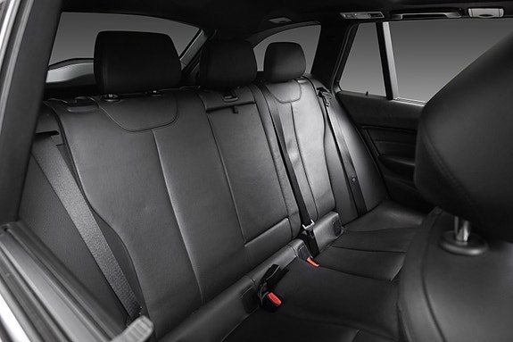 BMW 340i 27 of 30