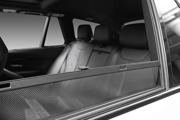 BMW 340i 17 of 30