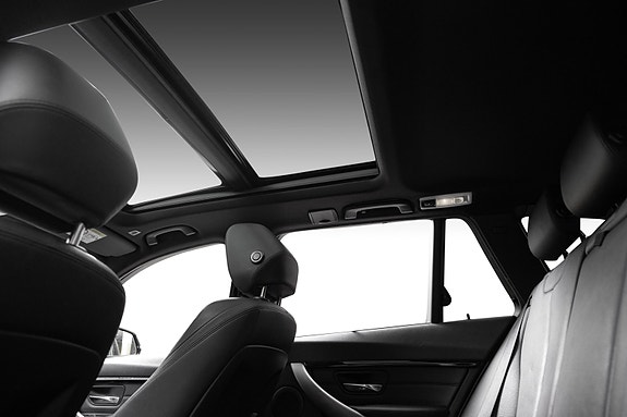 BMW 340i 19 of 30