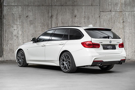 BMW 340i 7 of 30