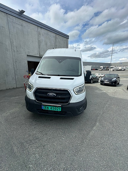 Ford Transit 350 L3 Van 6 of 9