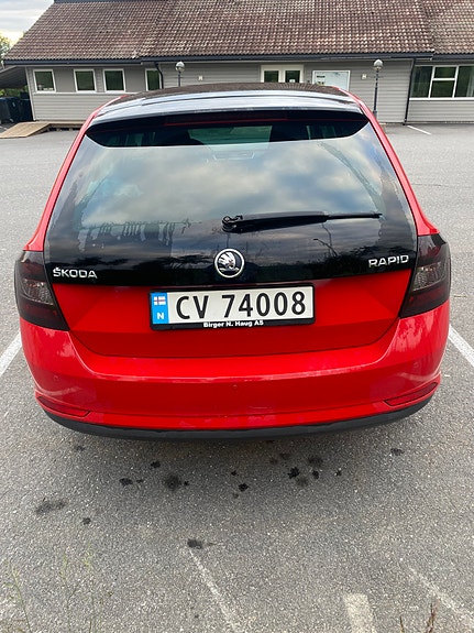 Skoda Rapid Spaceback 3 of 5