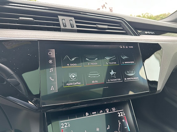 Audi e-tron 16 of 30