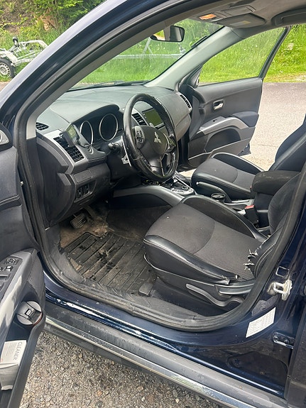 Mitsubishi Outlander 9 of 13