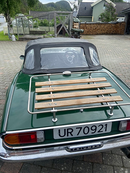 Triumph Spitfire 4 of 5