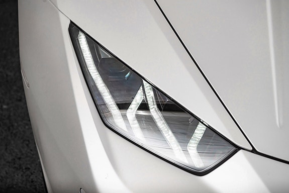 Lamborghini Huracan 5 of 5