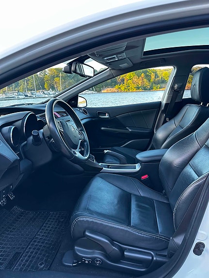 Honda Civic 7 of 13
