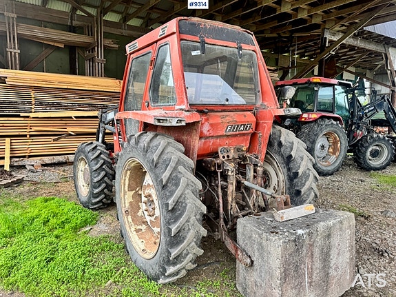 Fiat 680DT 4x4 Traktor m/ Frontlaster og Tvillinghjul! 5 of 30