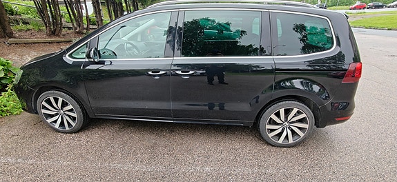 Volkswagen Sharan 3 of 30