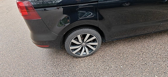 Volkswagen Sharan 7 of 30