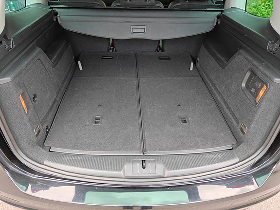 Volkswagen Sharan 17 of 30