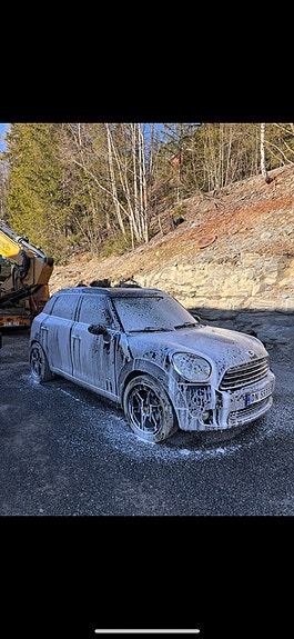 MINI Countryman Cooper D 3 of 5