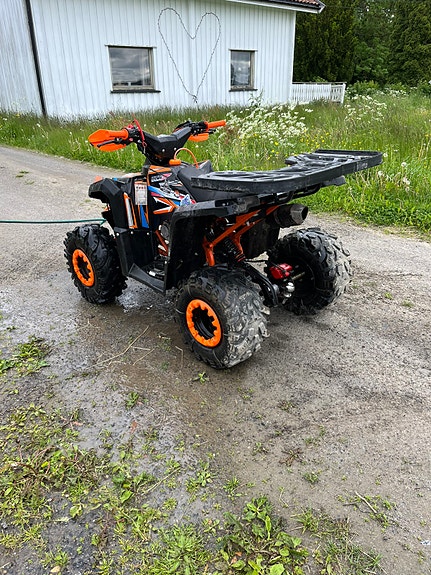 2021, 103 km, 12 000 kr 3 of 5