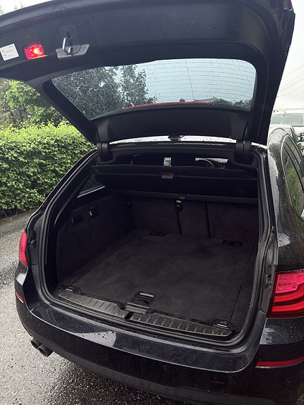BMW 520d 12 of 13