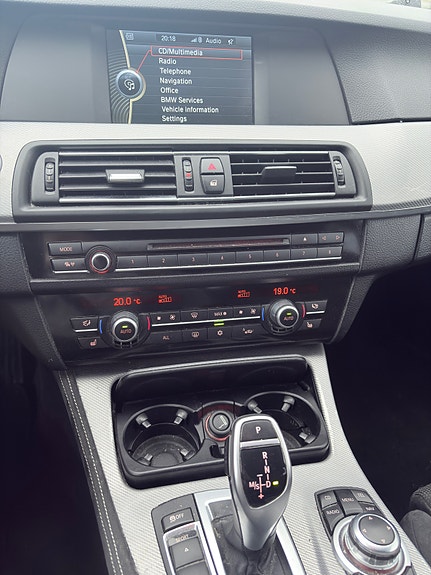BMW 520d 8 of 13