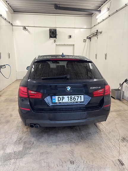 BMW 520d 5 of 13