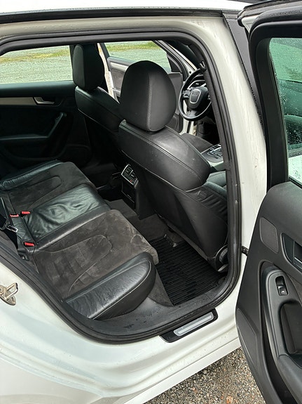Audi A4 11 of 12