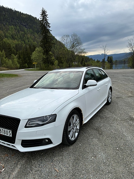 Audi A4 3 of 12