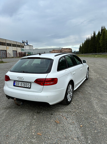Audi A4 5 of 12
