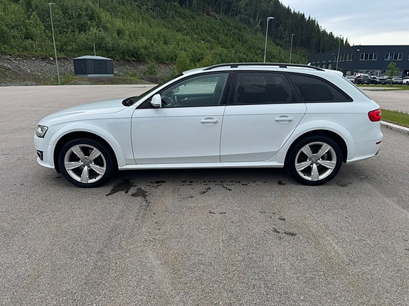 Audi A4 allroad 2 of 7