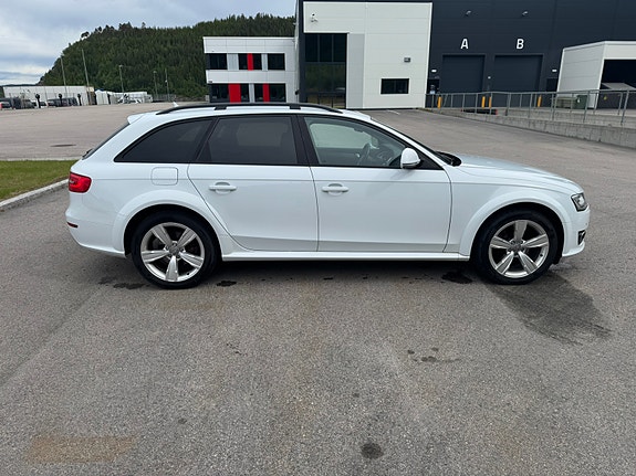 Audi A4 allroad 4 of 7