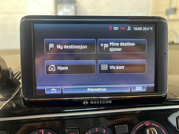 Volkswagen UP! 15 of 17