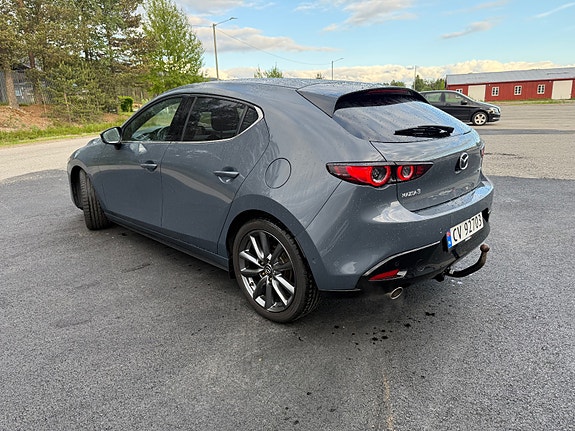 Mazda 3 3 of 5