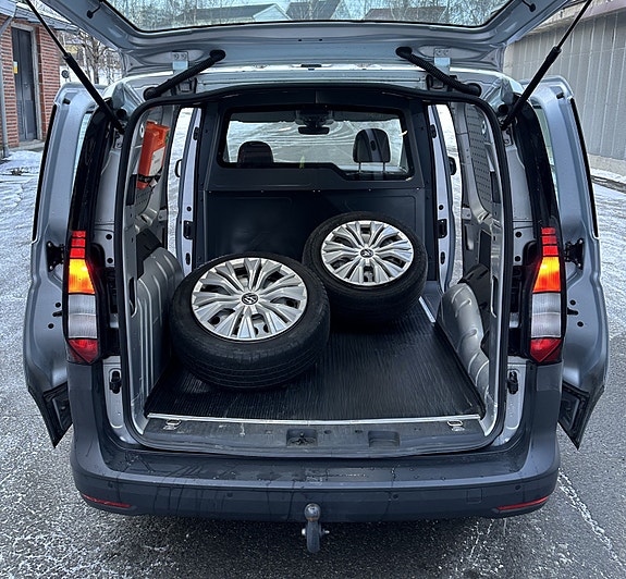 Volkswagen Caddy Maxi 14 of 30