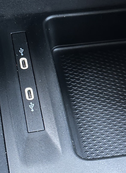 Volkswagen Caddy Maxi 28 of 30