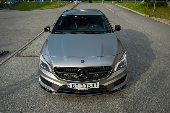 Mercedes-Benz CLA180 5 of 5