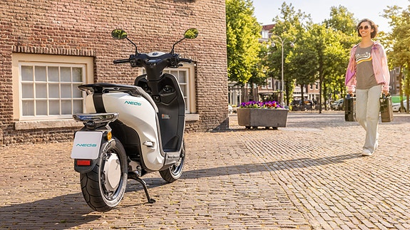 Yamaha Neos elektrisk moped 20 of 29