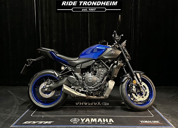 Yamaha MT 07 2 of 5
