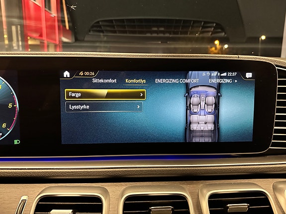 Mercedes-Benz GLS400 d 27 of 30