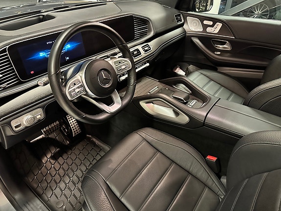 Mercedes-Benz GLS400 d 10 of 30