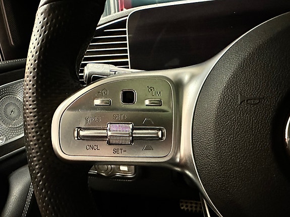 Mercedes-Benz GLS400 d 14 of 30
