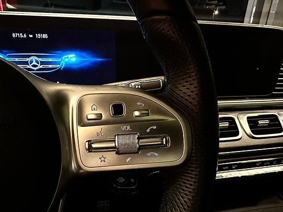 Mercedes-Benz GLS400 d 15 of 30