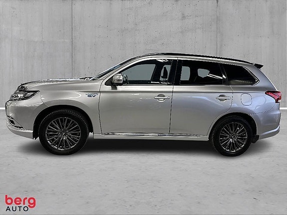 Mitsubishi Outlander 4 of 5