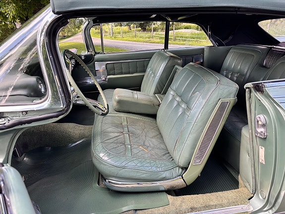 Cadillac Eldorado Biarritz 10 of 30