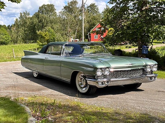 Cadillac Eldorado Biarritz 5 of 5
