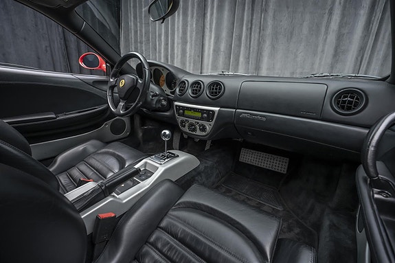 Ferrari 360 11 of 30