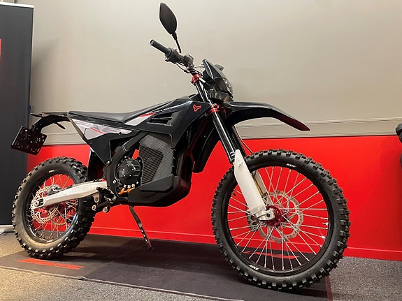Andre Arctic Leopard E XE 880 ENDURO Elektrisk lett mc. Super 4 of 5
