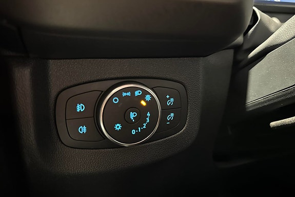 Ford Transit Courier 23 of 25
