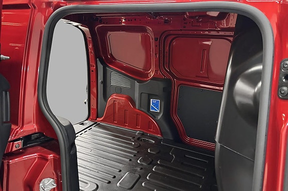 Ford Transit Courier 15 of 25