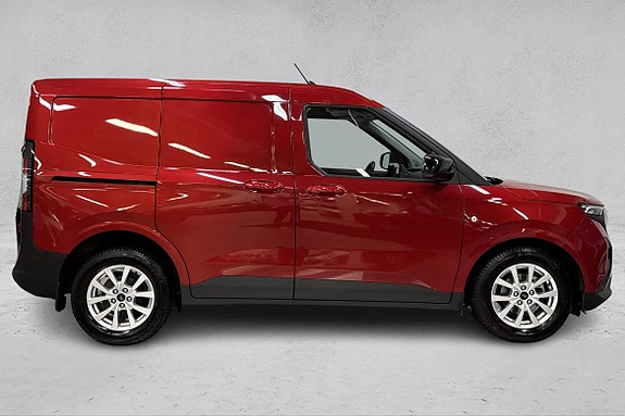 Ford Transit Courier 6 of 25