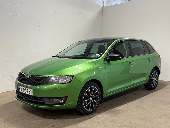 Skoda Rapid 2 of 5