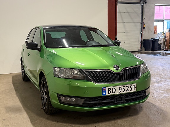 Skoda Rapid 3 of 5
